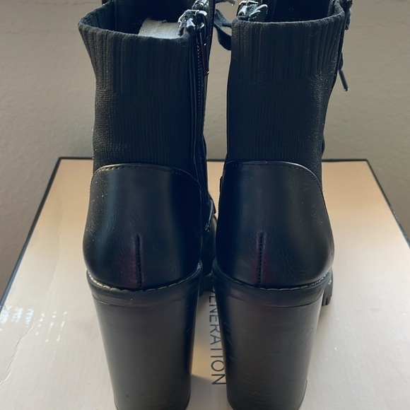 BCBG booties - Picture 4 of 5